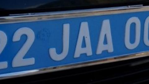 mavi plaka mavi plaka